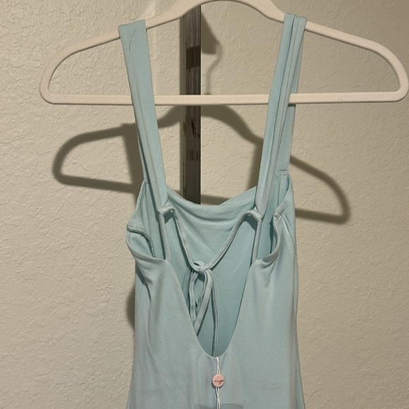 Elegant Light Blue Backless Dress - Picture 9 of 11